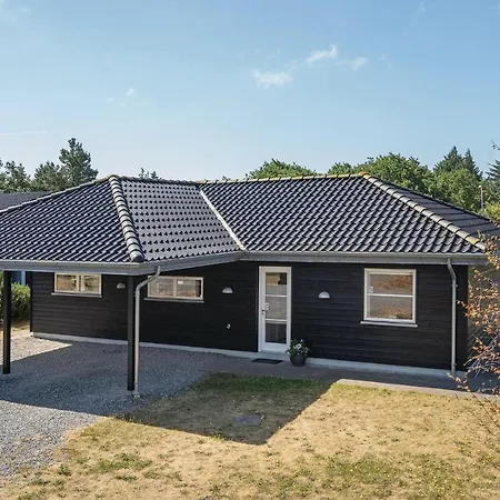 Holiday 19 Holiday home Blavand