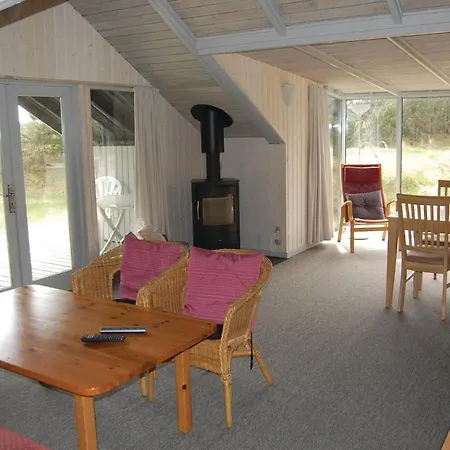 Holiday 19 Holiday home